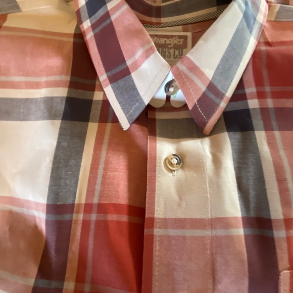 Wrangler plaid men’s long sleeve button down. Size XL. - Picture 6 of 6